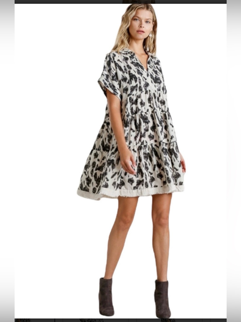 umgee Short Sleeve Dress with Frayed Hem, Sz M
